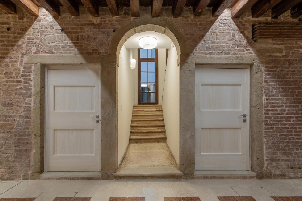 Palazzo Venere Apartments Venecia Exterior foto